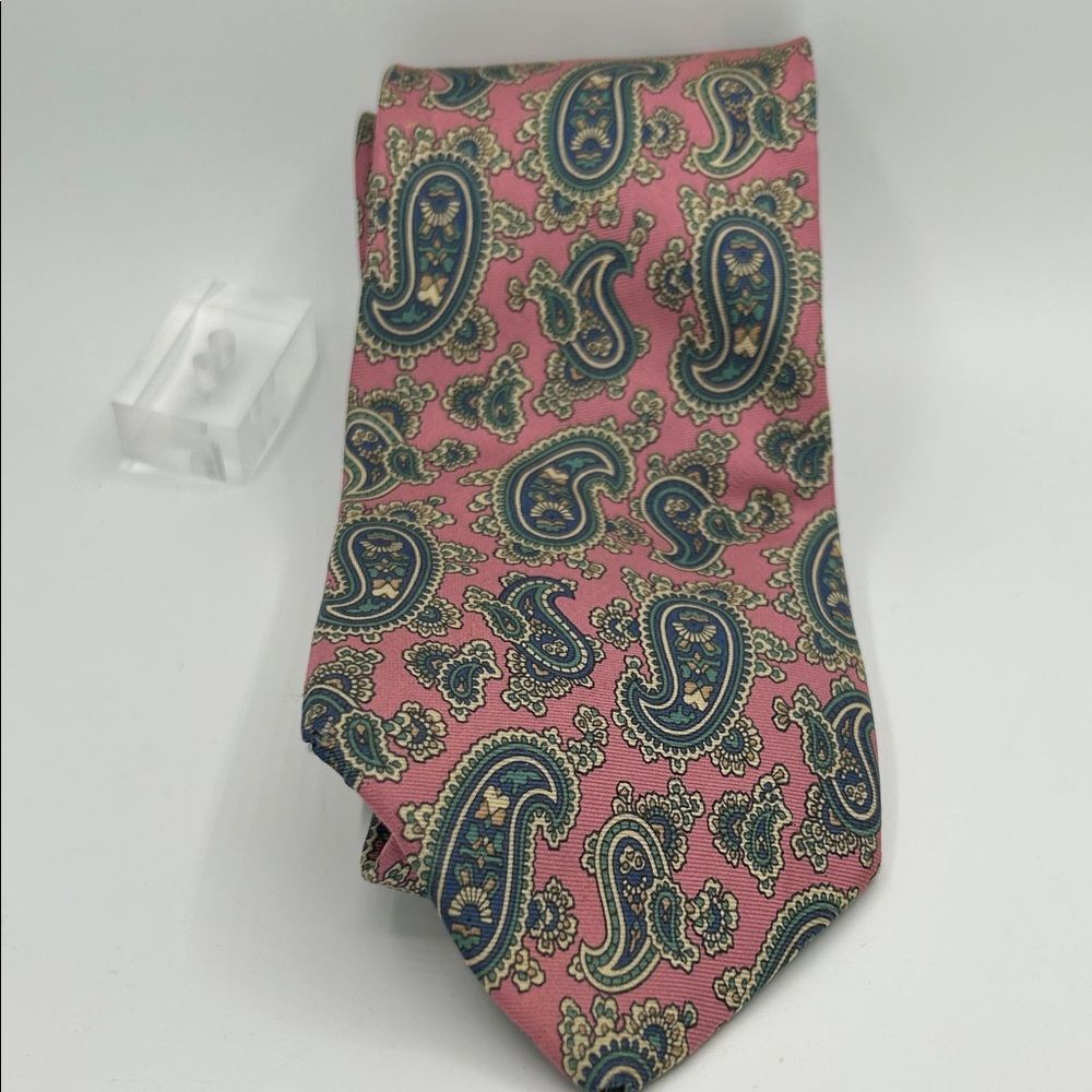 Burt Pulitzer Paisley Patterned Pink Tie